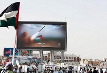 صورة الحوثيون: استهدفنا بطائرات مسيّرة مواقع إسرائيلية في تل أبيب وعسقلان وميناء حيفا