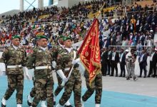صورة تجريدة من لواء المشاة المظليين بالجيش المغربي تشارك في احتفالات ذكرى استقلال كوت ديفوار