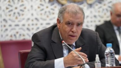 صورة وزير الداخلية يحث مسؤولي الجهات والجماعات والولاة والعمال على الاستعانة بنظام (GPS) لجبي الضرائب على الأراضي العارية