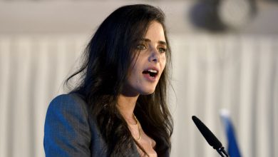 صورة تقرير: إيران اخترقت هاتف وزيرة العدل الإسرائيلية السابقة خلال حرب الـ12 يوما
