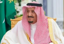 صورة خادم الحرمين يوجّه بمنح المواطن ماهر الدلبحي وسام الملك عبدالعزيز من الدرجة الأولى نظير شجاعته في إنقاذ الأرواح
