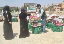 صورة “إغاثي الملك سلمان” يوزع مساعدات غذائية للنازحين من السويداء