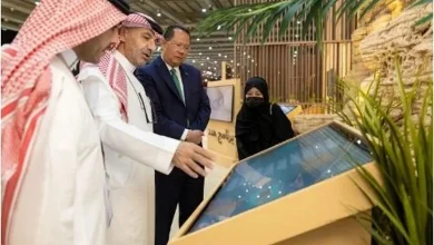 صورة سفير مملكة تايلند يزور المزاد الدولي لمزارع إنتاج الصقور 2025