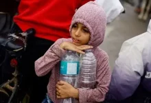 صورة العطش يفتك بسكان قطاع غزة وسط تلوث المياه الجوفية وانهيار البنية التحتية
