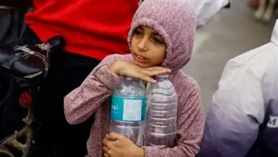 صورة العطش يفتك بسكان قطاع غزة وسط تلوث المياه الجوفية وانهيار البنية التحتية