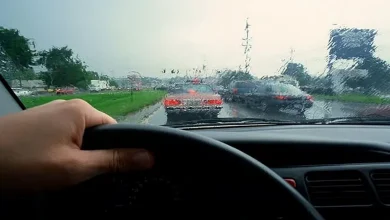 صورة «المرور» تشدد على التأكد من سلامة المركبة قبل القيادة تحت الأجواء الماطرة
