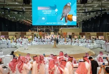 صورة الليلة الثالثة للمزاد الدولي لمزارع إنتاج الصقور 2025 تشهد بيع صقرين بـ82 ألف ريال
‎