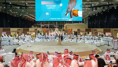صورة الليلة الثالثة للمزاد الدولي لمزارع إنتاج الصقور 2025 تشهد بيع صقرين بـ82 ألف ريال
‎