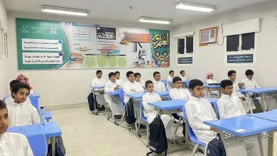 صورة الدعم النفسي الأسري والمدرسي وحرص الطلاب.. مثلث لنجاح العودة للدراسة