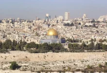 صورة إسرائيل تعمق الحصار المالي على الفلسطينيين باحتجازها أموال “المقاصة”