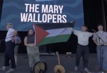 صورة مقاطعة مهرجان موسيقي في بريطانيا بعد منع فرقة من رفع علم فلسطين