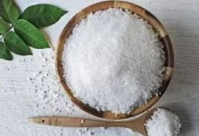 صورة عشاق الأكل المملح.. مخاطر صحية نتيجة الإفراط في الملح والكمية الموصى بها