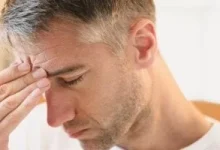 صورة أسباب الألم الحاد في العين وتأثيره على الرؤية