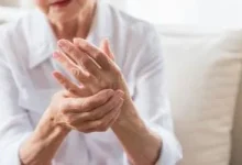 صورة بحث جديد يعزز فاعلية زيت حبة البركة كعلاج طبيعي لالتهاب المفاصل
