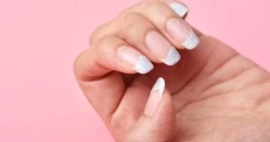 صورة 5 علامات على أظافرك تشير إلى وجود مشاكل خطيرة في القلب أو الكبد