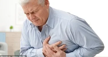 صورة 5 أعراض تدل على النوبة القلبية تظهر في الصباح