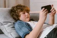 صورة بعد حظرها في 5 دول.. 5 مخاطر يواجهها الأطفال بسبب “ربلوكس”