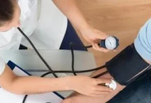 صورة 10 علامات على انخفاض ضغط الدم ونصائح للوقاية