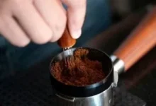 صورة فوائد مذهلة لإضافة الكركم إلى قهوتك.. ومحاذير يجب الانتباه إليها