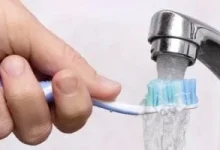 صورة متى يجب تغيير الليفة وشفرات الحلاقة وفرشاة الشعر؟