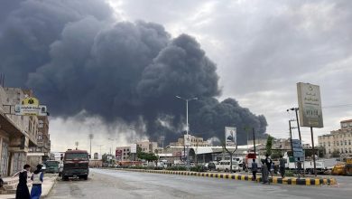 صورة عشرات الطائرات الإسرائيلية تقصف صنعاء بالقرب من منطقة المجمع الرئاسي