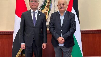 صورة سفير فلسطين يلتقي نظيره الكازاخستاني في الإمارات..