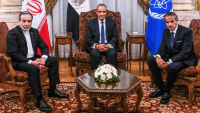 صورة إيران ووكالة الطاقة الذرية تتفقان على استئناف التعاون بوساطة مصرية..