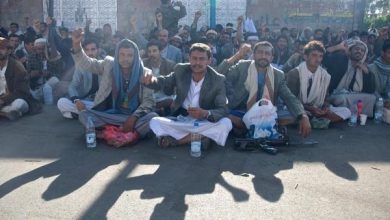 صورة الحوثيون يحوّلون مدارس اليمن إلى حوزات طائفية ويُجبرون المعلمين على تلقين الطائفية
