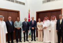 صورة    وداع دبلوماسي في الدوحة: السفير اليمني يكرّم نظيريه المصري واللبناني