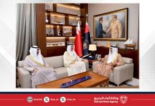صورة وزير الداخلية يشيد بعراقة الدبلوماسية البحرينية ويؤكد على دور سفارات المملكة في نقل الصورة الحضارية وما تنعم به البلاد من استقرار أمني