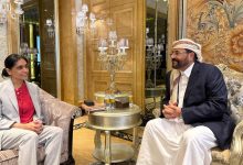 صورة    اللواء سلطان العرادة يحذّر من التدخلات الإيرانية ويبلغ الحكومة البريطانية لا سلام مع إيران دون مرجعيات دولية