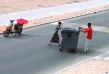 صورة موقف نبيل لطفل في العين
