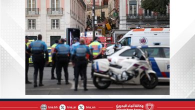 صورة مصرع 15 شخصًا في حادث خروج ترام جبلي عن مساره في لشبونة