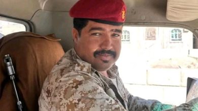 صورة استشهاد أركان حرب الجبهة الجنوبية بمحافظة مأرب مع مرافقه