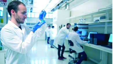 صورة 13 التزاماً على الجامعات لتعزيز كفاءة تدريب الطلبة