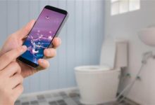 صورة ما أضرار استخدام الهاتف في المرحاض؟
