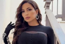 صورة نسرين طافش تخطف الأنظار بجمبسوت جري.. كيف نسقت اللوك؟