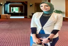 صورة “بقى فرخة”.. صحفية تروي تصدي الشرطة لسائق ميكروباص غيّر خط السير بـ”مز