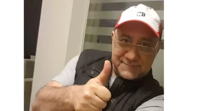 صورة الشاعر بهاء الدين محمد يوضح تأثير نسبه إلى الرسول