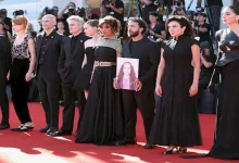 صورة بالتصفيق وهتافات “فلسطين حرة”.. استقبال خاص لـ “صوت هند رجب” بمهرجان ف