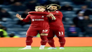 صورة ستغادر بطلا.. محمد صلاح يودع هارفي إليوت برسالة مؤثرة