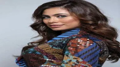 صورة هاجر أحمد تتألق بفستان الورود الحمراء وإطلالة أنثوية ساحرة.. سر اللوك