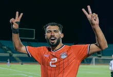 صورة احتفل بالفوز مع نجله.. من هو خالد صبحي مدافع منتخب مصر؟