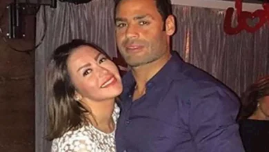 صورة لقاء الخميسي تروي تفاصيل لحظة اعتزال زوجها حارس المرمى محمد عبدالمنصف