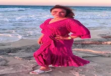 صورة بـ”11 صورة”- إلهام شاهين تودع الصيف بجلسة تصوير أمام البحر.. ماذا قالت