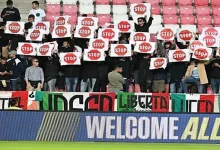 صورة جماهير منتخب إيطاليا تحرج منتخب الكيان الصهيوني