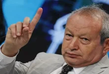 صورة نجيب ساويرس يخطط لضم شركاته تحت مظلة أوراسكوم القابضة.. فما القصة؟