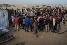 صورة | المكتب الإعلامي الحكومي في غزة : الاحتلال يقصف خيمة نازحين داخل مستشفى شهداء الأقصى