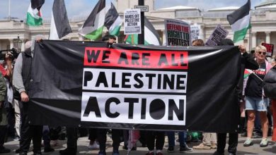 صورة | شرطة لندن توجه الاتهام إلى 47 شخصاً لدعم مجموعة “فلسطين أكشن” المحظورة