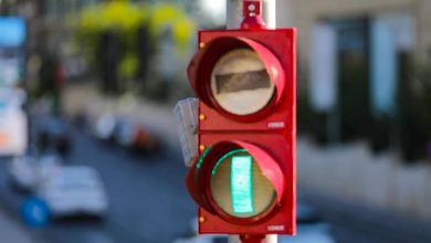 صورة | أمانة عمّان تستحدث رؤوس إشارات ضوئية خاصة بمسار الباص سريع التردد.. صور